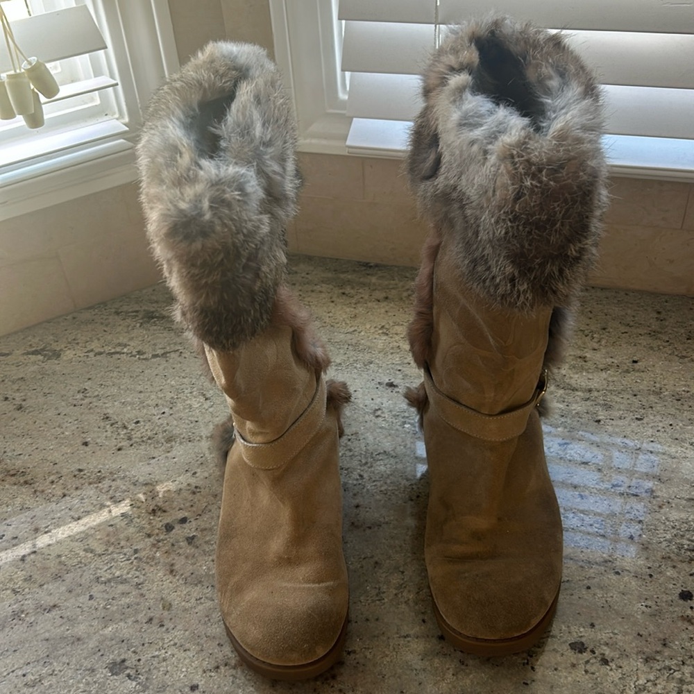 Suede camel Coach Deeann boots with fur trim